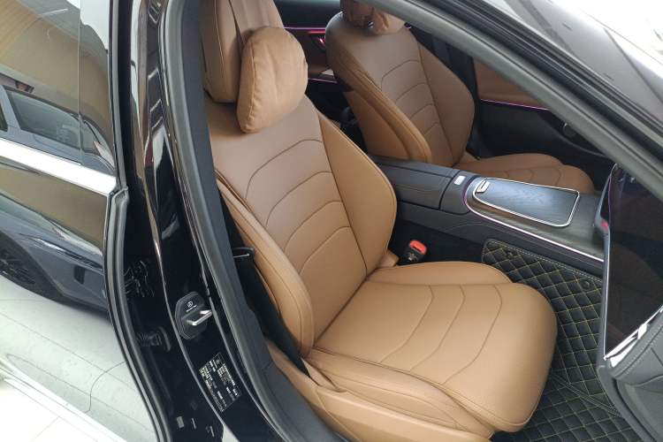 Used Mercedes-Benz E-Class 2025 Facelift E 300 L Luxury Sport Edition Right Front Seat