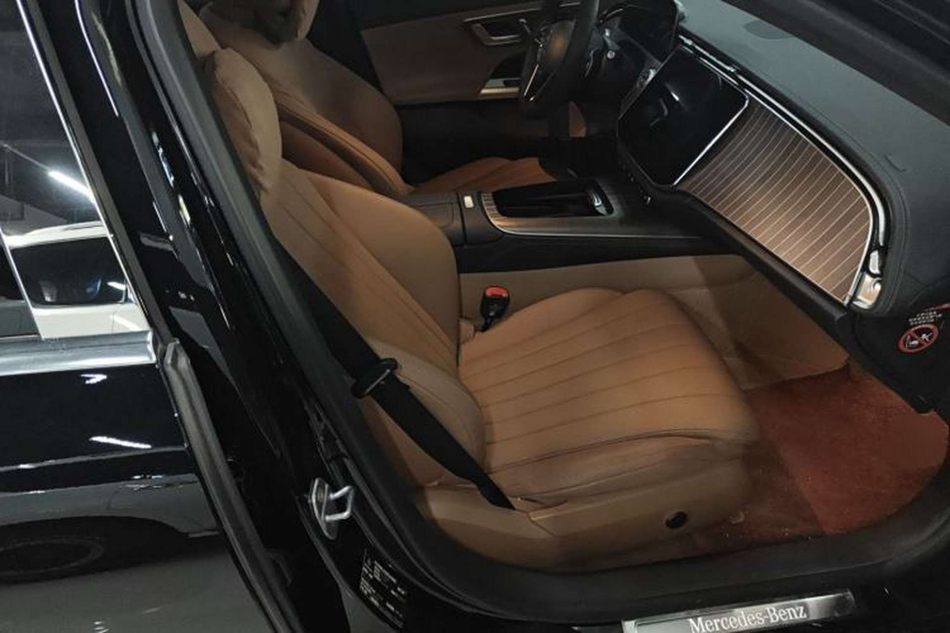Used Mercedes-Benz E-Class 2025 E 300 L Stylish Model Right Front Seat
