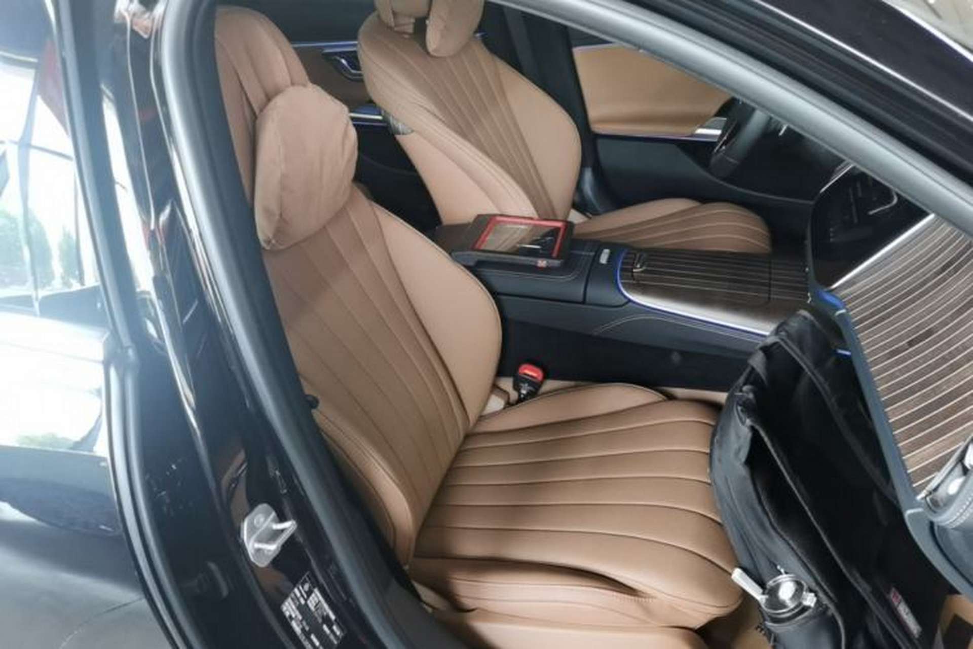 Used Mercedes-Benz E-Class 2025 Facelift E 300 L Fashion Edition Right Front Seat