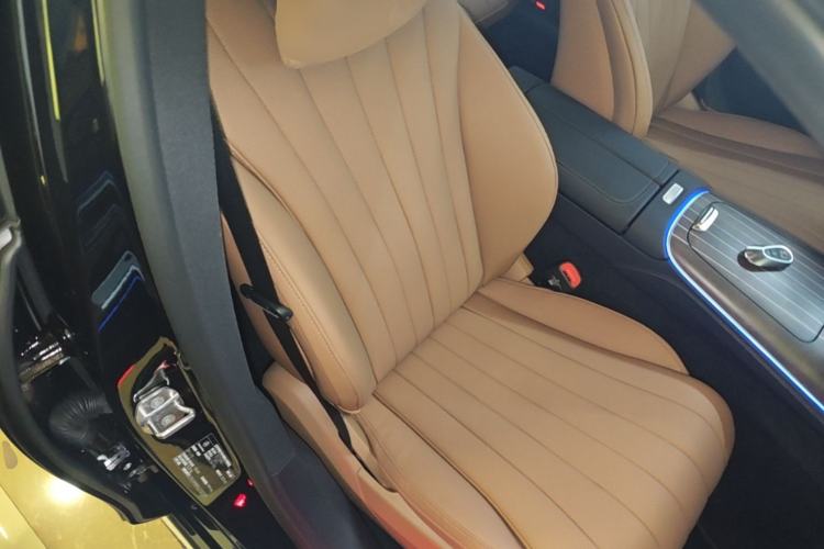 Used Mercedes-Benz E-Class 2025 E 300 L Luxury Model Right Front Seat