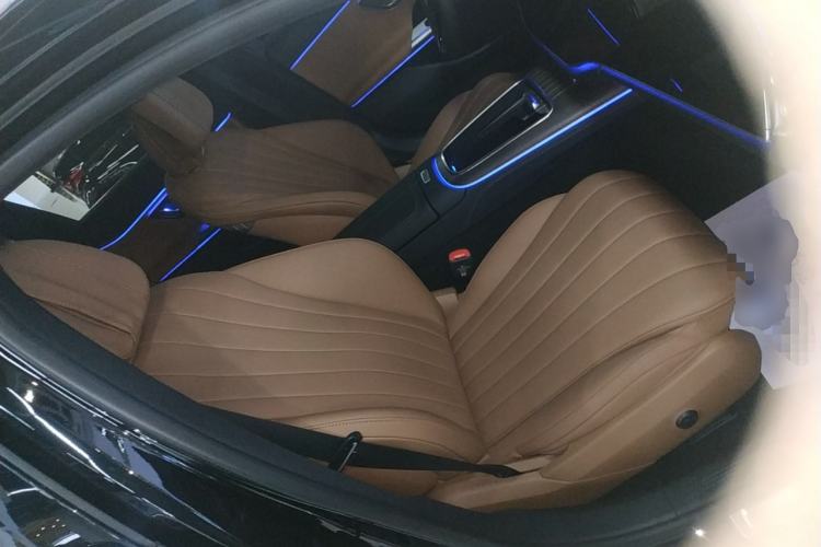 Used Mercedes-Benz E-Class 2025 E 300 L Luxury Model Right Front Seat