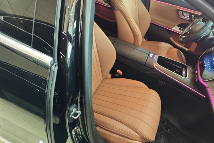 Used Mercedes-Benz E-Class 2025 E 300 L Stylish Model Right Front Seat