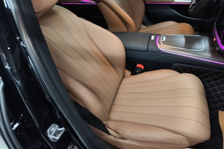 Used Mercedes-Benz E-Class 2025 Facelift E 300 L Luxury Edition Right Front Seat