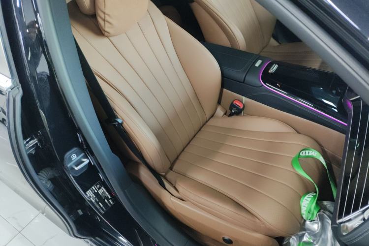 Used Mercedes-Benz E-Class 2025 E 260 L Right Front Seat