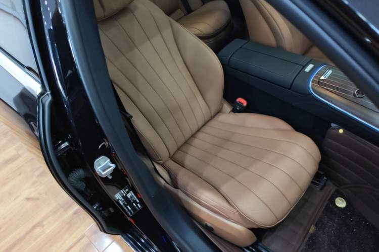 Used Mercedes-Benz E-Class 2025 E 300 L Stylish Model Right Front Seat