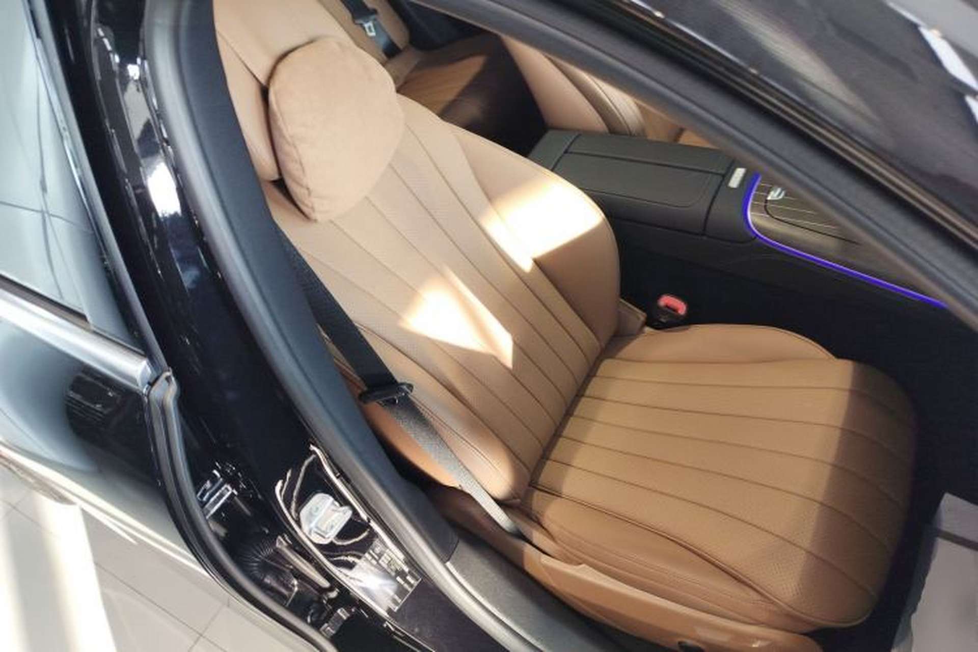 Used Mercedes-Benz E-Class 2025 E 300 L Luxury Model Right Front Seat