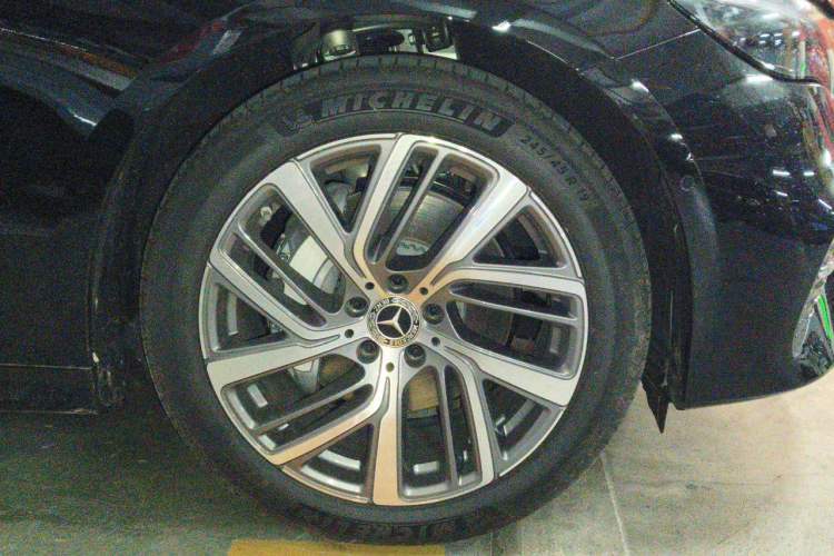 Used Mercedes-Benz E-Class 2025 Facelift E 300 L Fashion Edition Right Front Wheel Hub