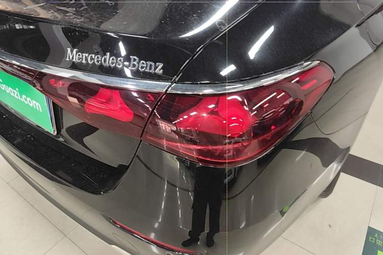 Used Mercedes-Benz E-Class 2025 Facelift E 300 L Luxury Edition Right Rear Taillight