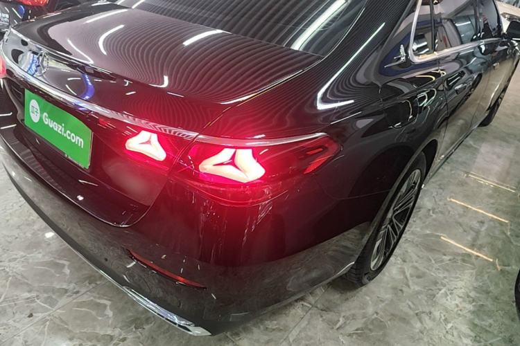 Used Mercedes-Benz E-Class 2025 Facelift E 300 L Luxury Edition Right Rear Taillight