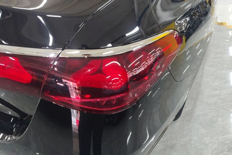 Used Mercedes-Benz E-Class 2025-Year Facelift E 260 L Right Rear Taillight