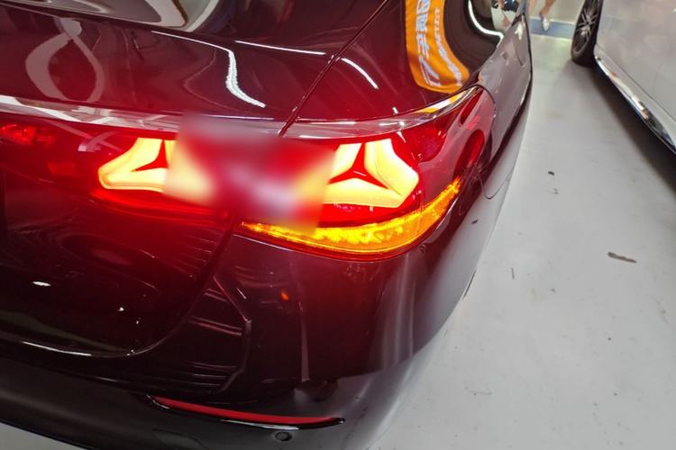 Used Mercedes-Benz E-Class 2025 Facelift E 300 L Fashion Edition Right Rear Taillight