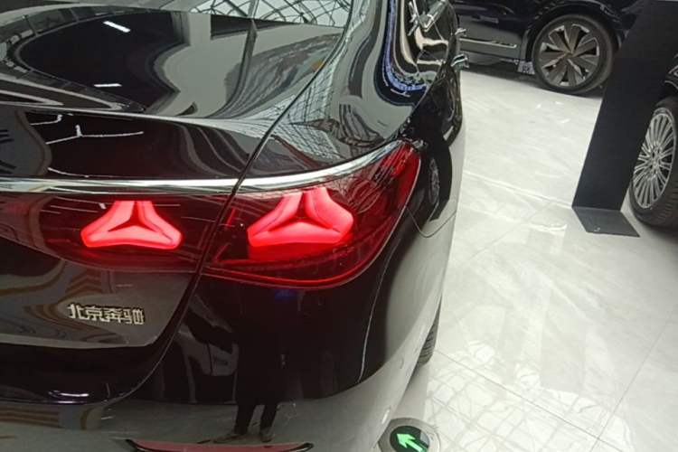 Used Mercedes-Benz E-Class 2025 Facelift E 300 L Fashion Edition Right Rear Taillight