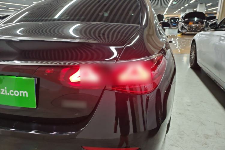 Used Mercedes-Benz E-Class 2025 Facelift E 300 L Fashion Edition Right Rear Taillight