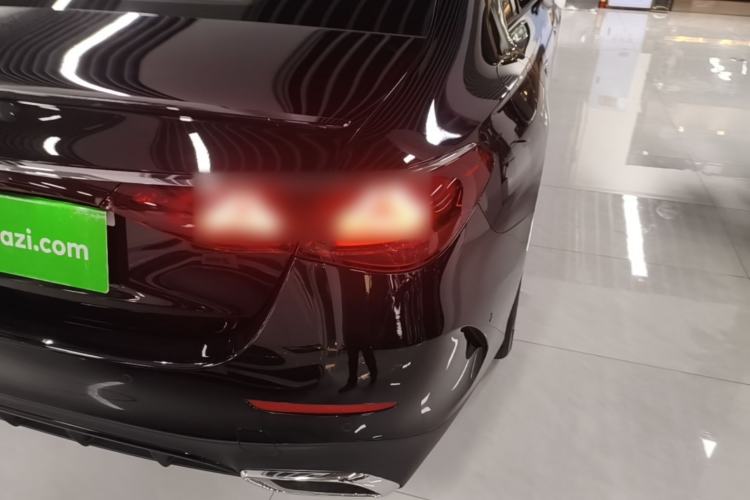 Used Mercedes-Benz E-Class 2025 Year Restyled E 260 Sport Edition Right Rear Taillight