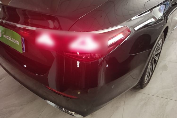 Used Mercedes-Benz E-Class 2025 E 300 L Luxury Model Right Rear Taillight
