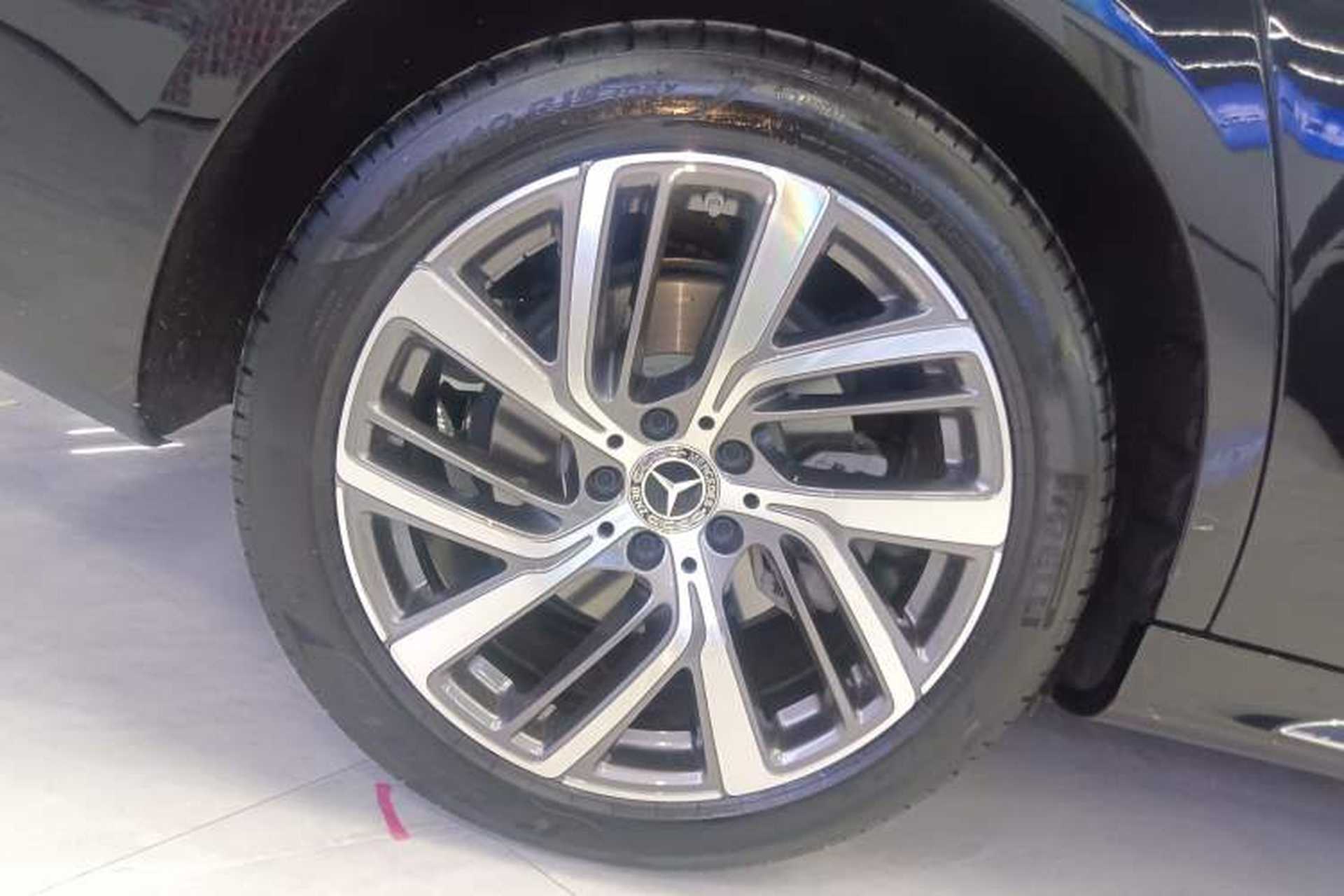 Used Mercedes-Benz E-Class 2025 Facelift E 300 L Fashion Edition Right Rear Wheel Hub