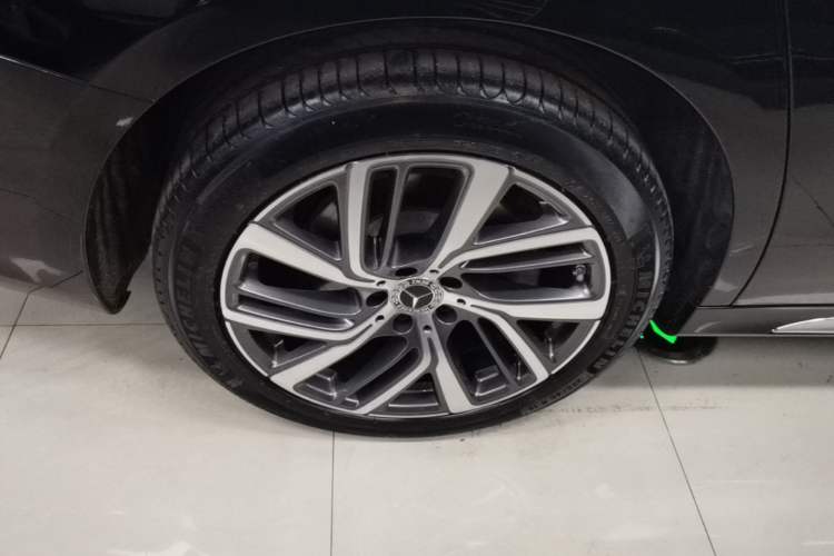 Used Mercedes-Benz E-Class 2025 Facelift E 300 L Fashion Edition Right Rear Wheel Hub