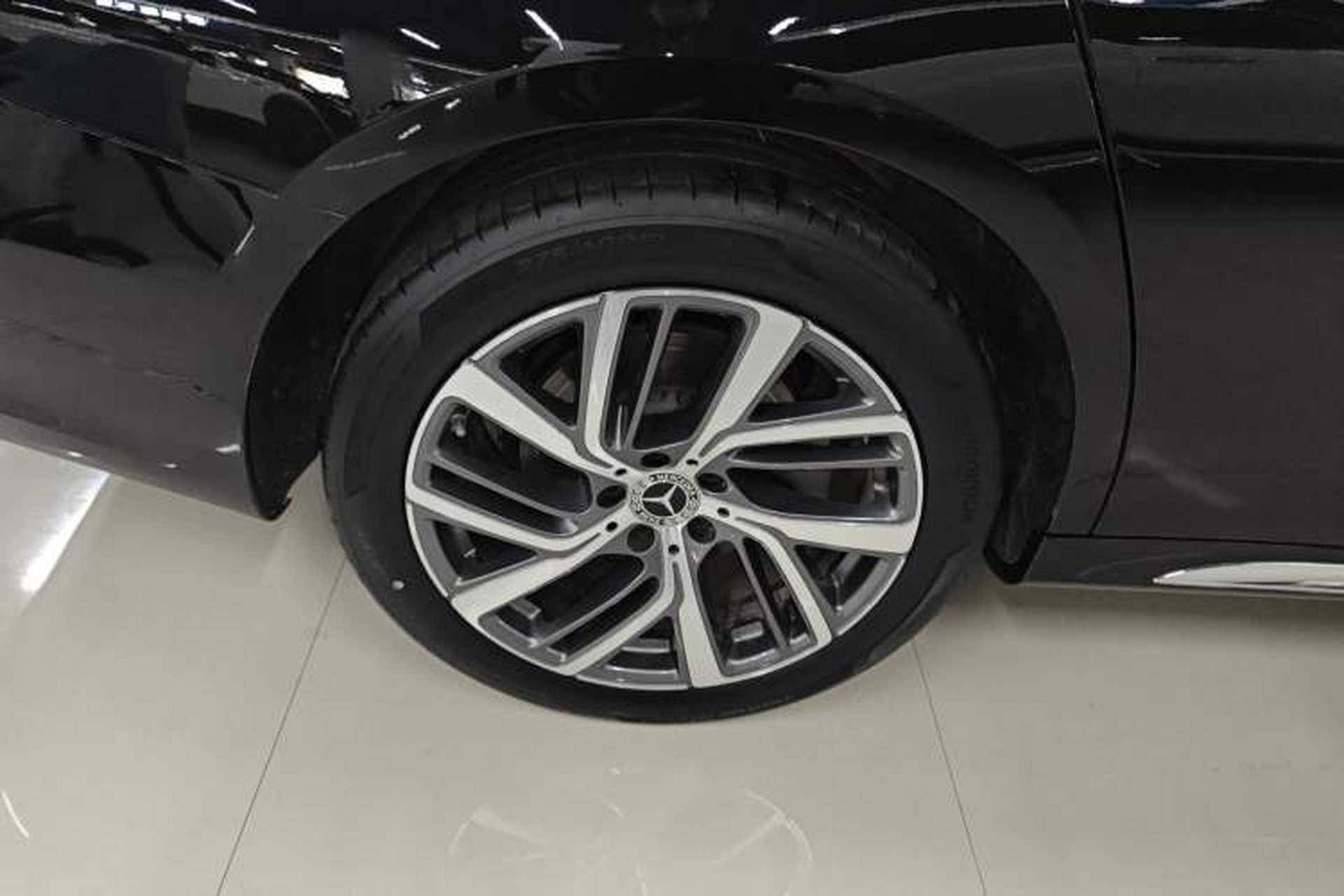 Used Mercedes-Benz E-Class 2025 E 300 L Stylish Model Right Rear Wheel Hub