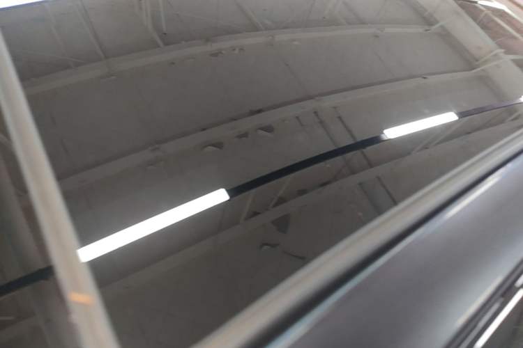 Used Mercedes-Benz E-Class 2025-Year Facelift E 260 L Roof