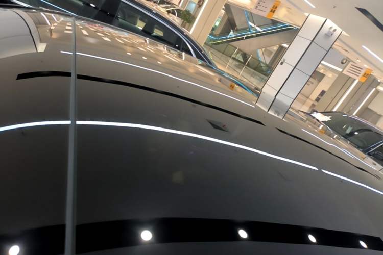 Used Mercedes-Benz E-Class 2025 E 300 L Luxury Model Roof