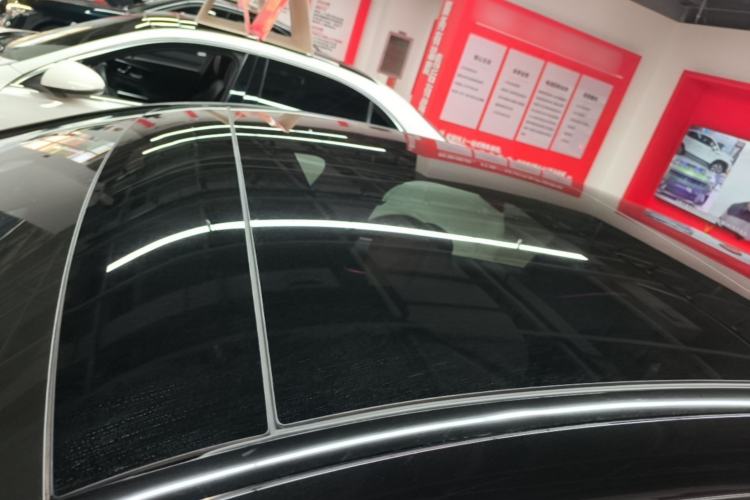Used Mercedes-Benz E-Class 2025 Facelift E 300 L Luxury Edition Roof