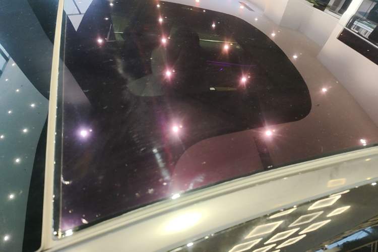 Used Mercedes-Benz E-Class 2025 E 300 L Luxury Model Roof