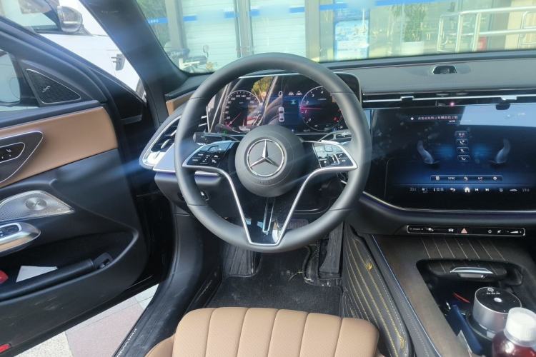 Used Mercedes-Benz E-Class 2025 Facelift E 300 L Luxury Edition Steering Wheel