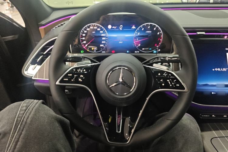Used Mercedes-Benz E-Class 2025 Facelift E 300 L Fashion Edition Steering Wheel