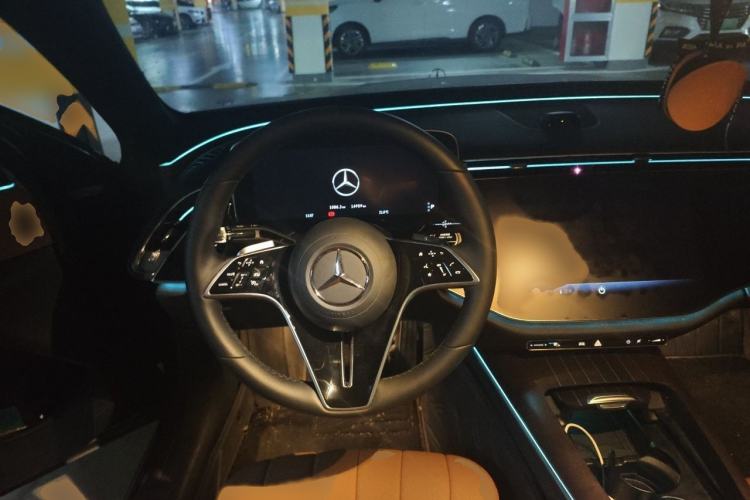 Used Mercedes-Benz E-Class 2025 Facelift E 300 L Luxury Edition Steering Wheel
