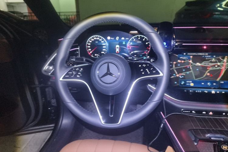 Used Mercedes-Benz E-Class 2025 E 300 L Luxury Model Steering Wheel
