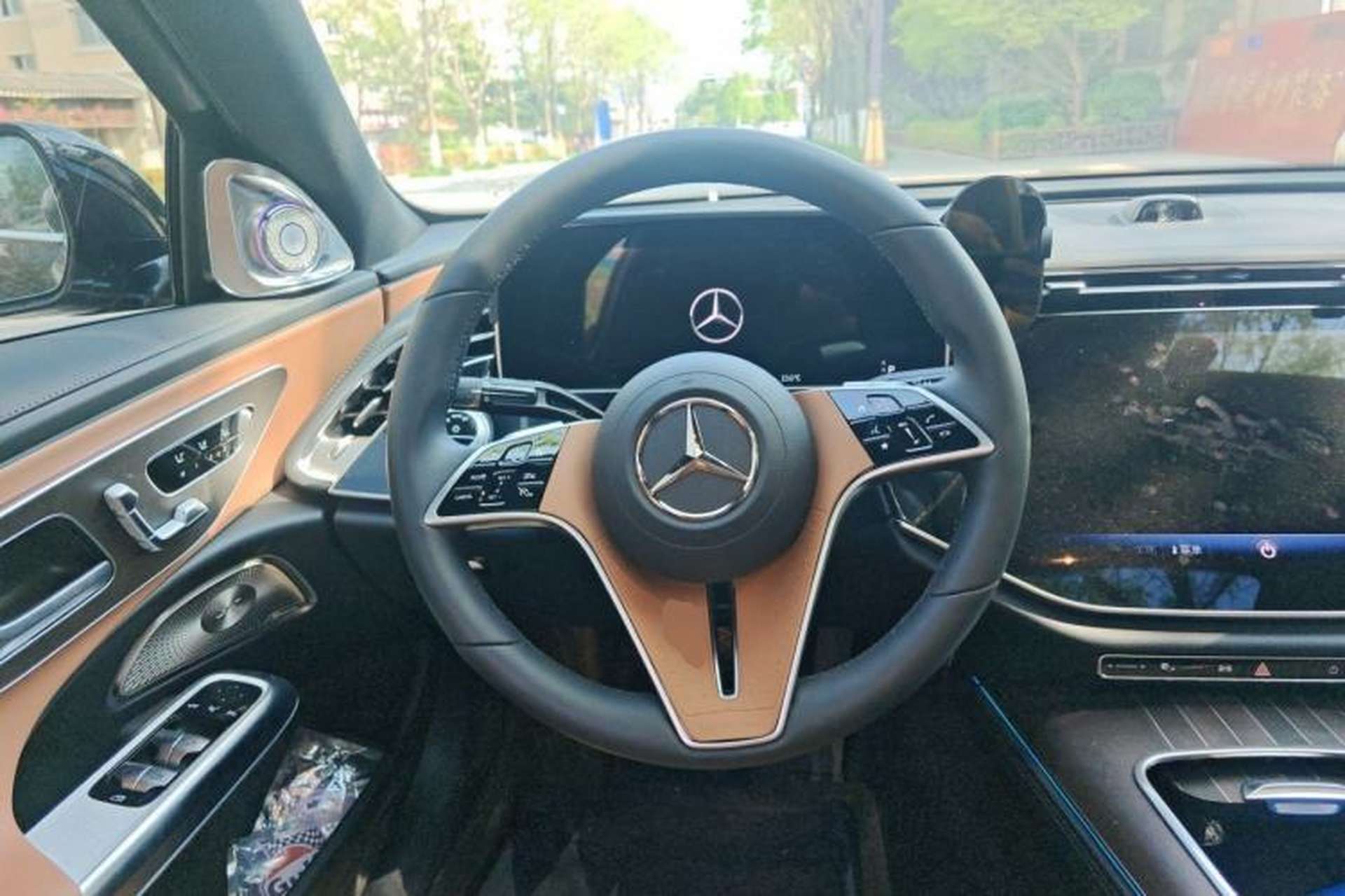 Used Mercedes-Benz E-Class 2025 Facelift E 300 L Luxury Edition Steering Wheel