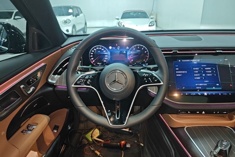 Used Mercedes-Benz E-Class 2025 Facelift E 300 L Fashion Edition Steering Wheel