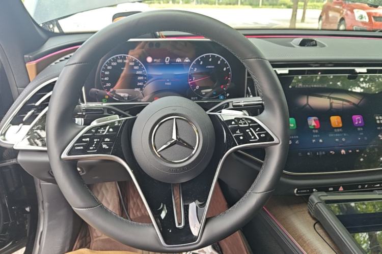 Used Mercedes-Benz E-Class 2025 E 300 L Prestige Edition Steering Wheel