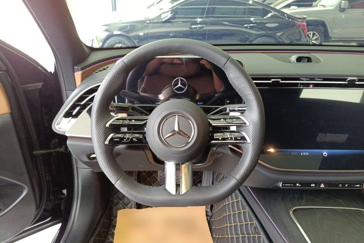 Used Mercedes-Benz E-Class 2025 Facelift E 300 L Luxury Sport Edition Steering Wheel
