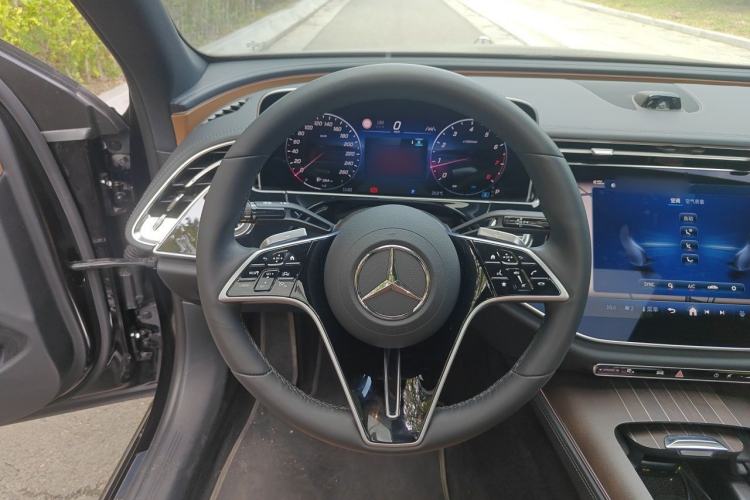 Used Mercedes-Benz E-Class 2025 E 300 L Luxury Model Steering Wheel