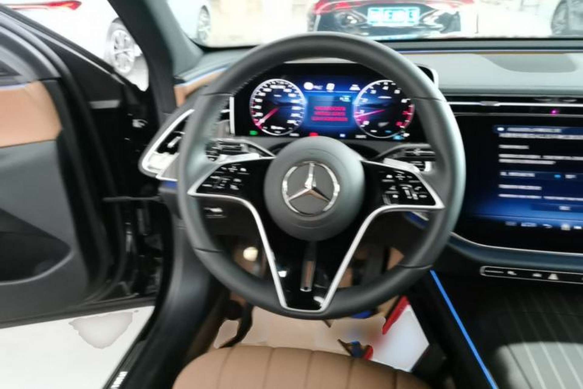 Used Mercedes-Benz E-Class 2025 Facelift E 300 L Fashion Edition Steering Wheel