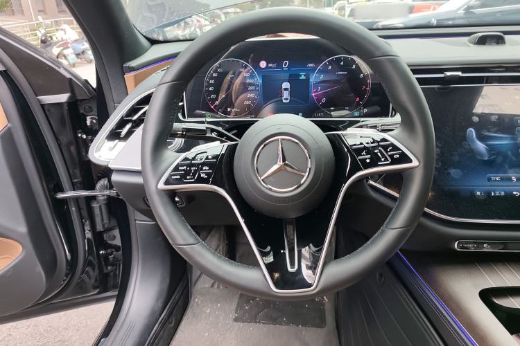 Used Mercedes-Benz E-Class 2025 E 300 L Luxury Model Steering Wheel