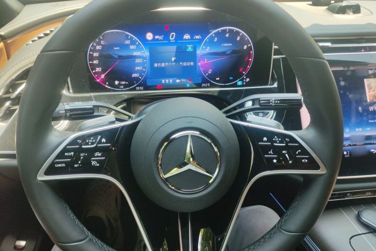 Used Mercedes-Benz E-Class 2025 Facelift E 300 L Luxury Edition Steering Wheel
