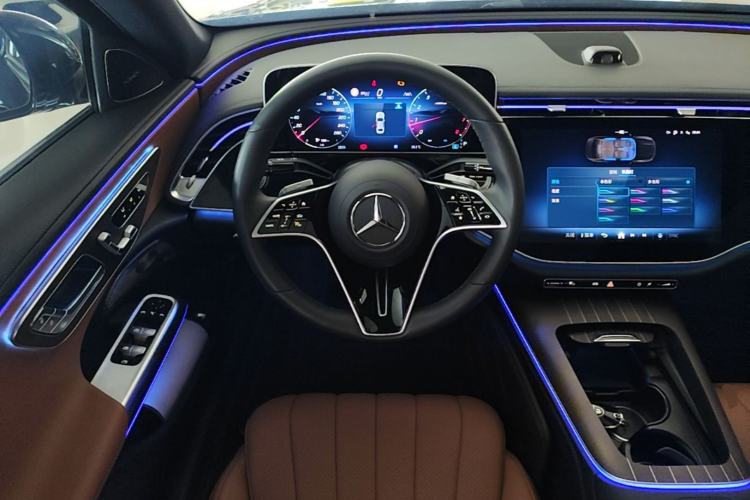 Used Mercedes-Benz E-Class 2025 Facelift E 300 L Luxury Edition Steering Wheel