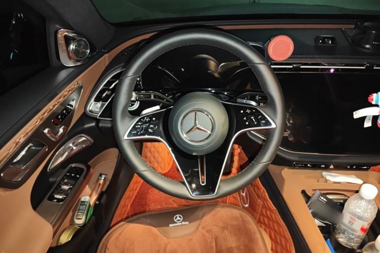 Used Mercedes-Benz E-Class 2025 E 300 L Luxury Model Steering Wheel
