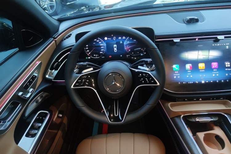 Used Mercedes-Benz E-Class 2025 Facelift E 300 L Luxury Edition Steering Wheel