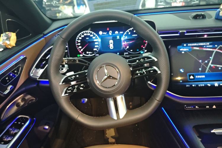 Used Mercedes-Benz E-Class 2025 Facelift E 300 L Luxury Sport Edition Steering Wheel