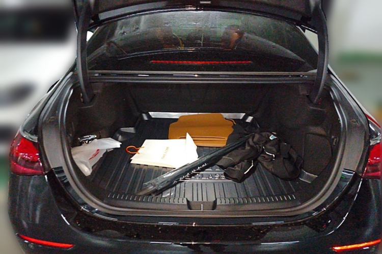 Used Mercedes-Benz E-Class 2025 Facelift E 300 L Luxury Edition Trunk