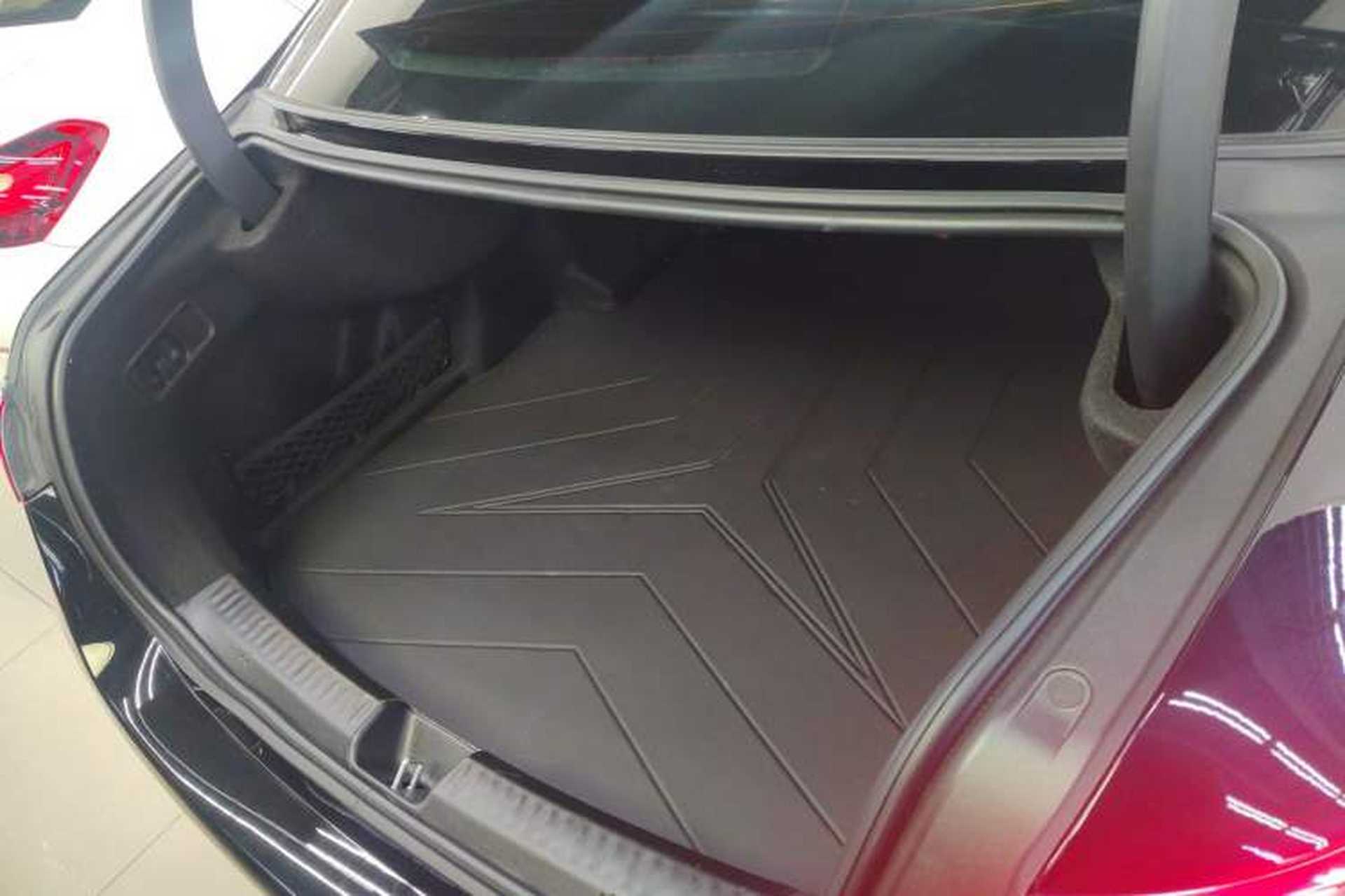 Used Mercedes-Benz E-Class 2025 E 300 L Luxury Model Trunk