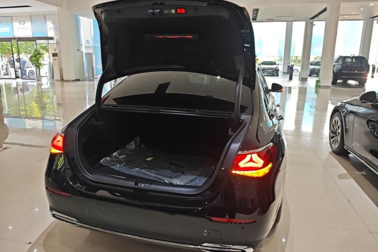 Used Mercedes-Benz E-Class 2025 E 300 L Luxury Model Trunk