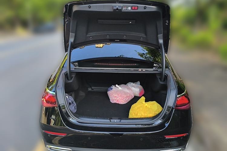 Used Mercedes-Benz E-Class 2025 E 300 L Luxury Model Trunk