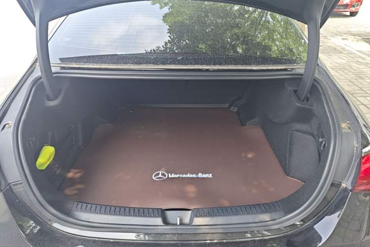 Used Mercedes-Benz E-Class 2025 E 300 L Prestige Edition Trunk