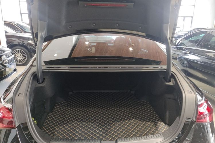 Used Mercedes-Benz E-Class 2025 Facelift E 300 L Luxury Edition Trunk