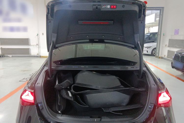 Used Mercedes-Benz E-Class 2025 Facelift E 300 L Luxury Edition Trunk