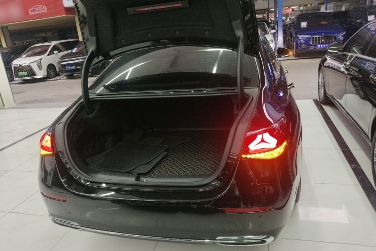Used Mercedes-Benz E-Class 2025 E 300 L Stylish Model Trunk
